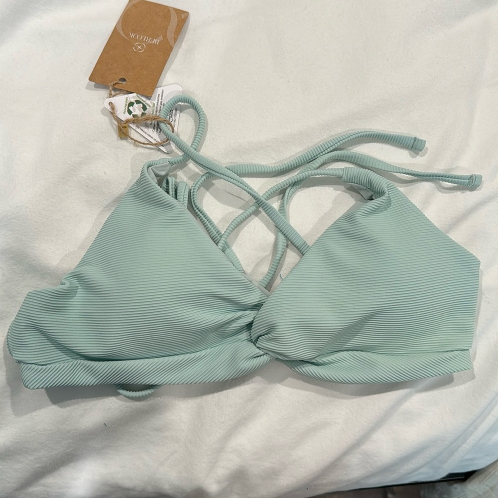 Berlook light aqua bathing suit top. Size medium. New with tags.